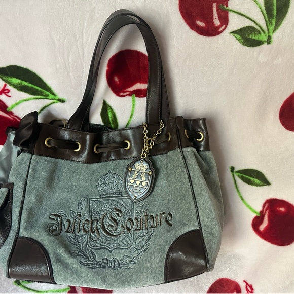 Vintage Juicy Couture Daydreamer - Picture 1 of 3